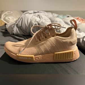 Adidas NMD R1 womens